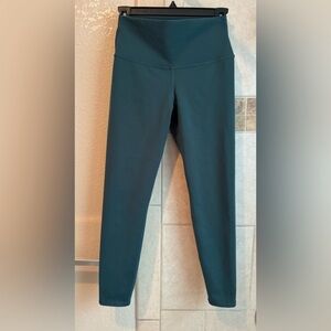 Alo high waste legging.